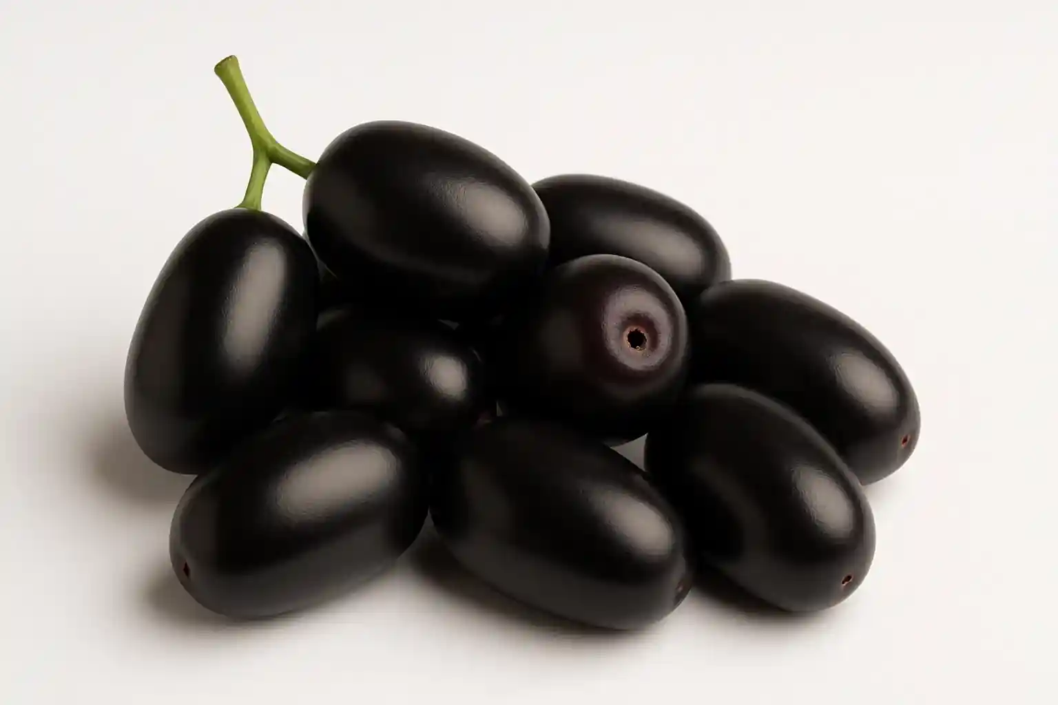 Jamun fruit (Indian Blackberry) - A Summer Superfood!